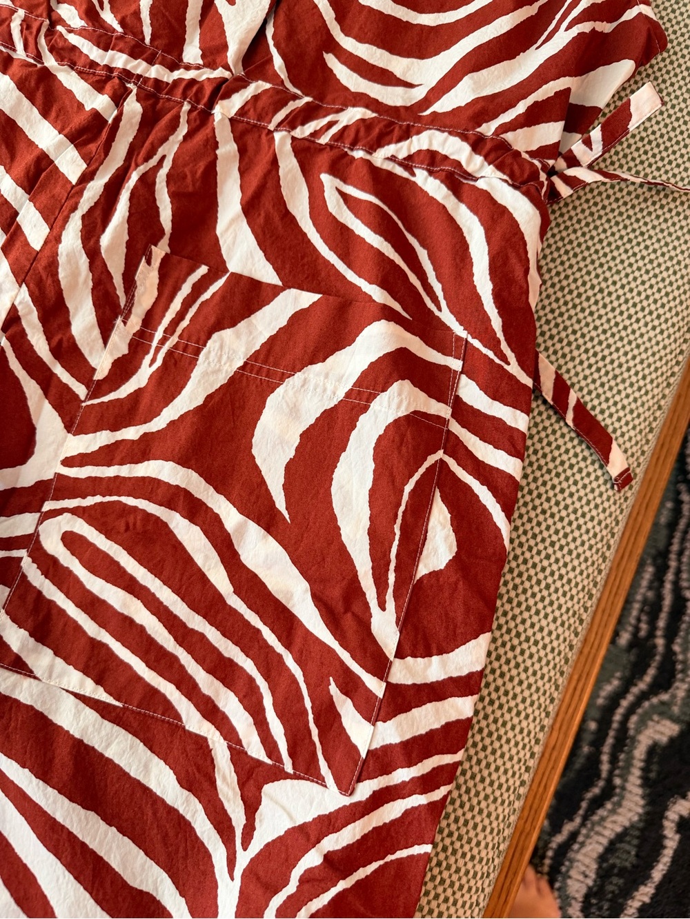Banana Republic Rust and White Zebra Jumpsuit Size M #146 - Picture 15 of 17